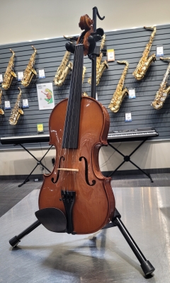 Menzel 4/4 Student Violin Outfit